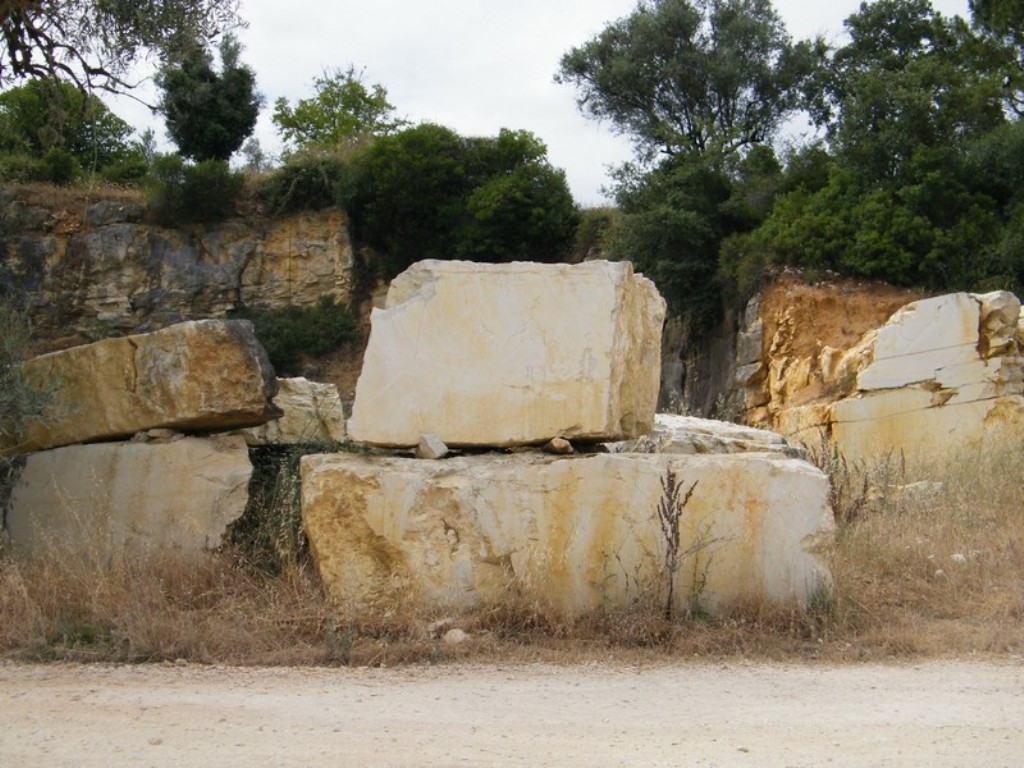 Cantera de Piedra Caliza